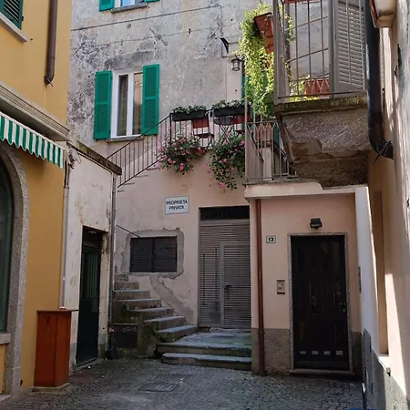 Апартаменты Finestra Sulla Piazza Лекко