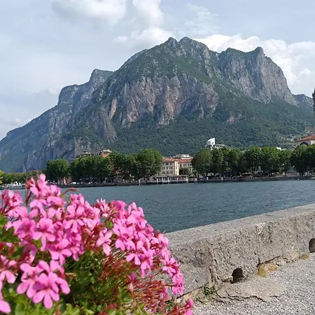 Finestra Sulla Piazza Lägenhet